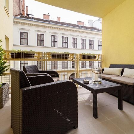 Dream Homes Apartments Downtown 3 Bdr With Large Balcony Budapeste Exterior foto