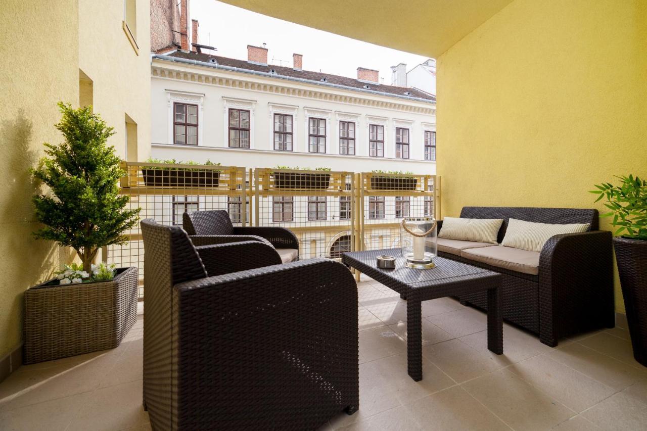 Dream Homes Apartments Downtown 3 Bdr With Large Balcony Budapeste Exterior foto